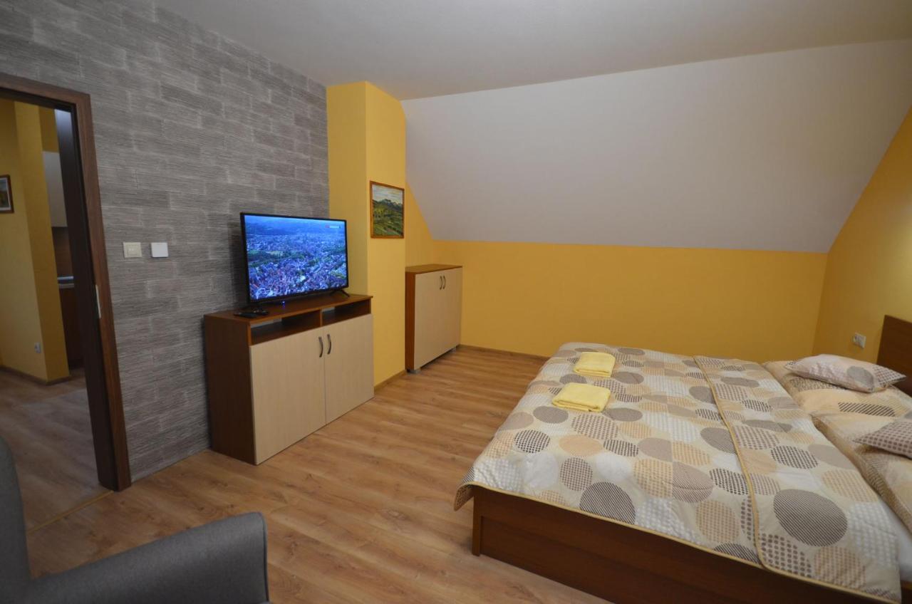 Apartmany Best I. Besenova Ngoại thất bức ảnh