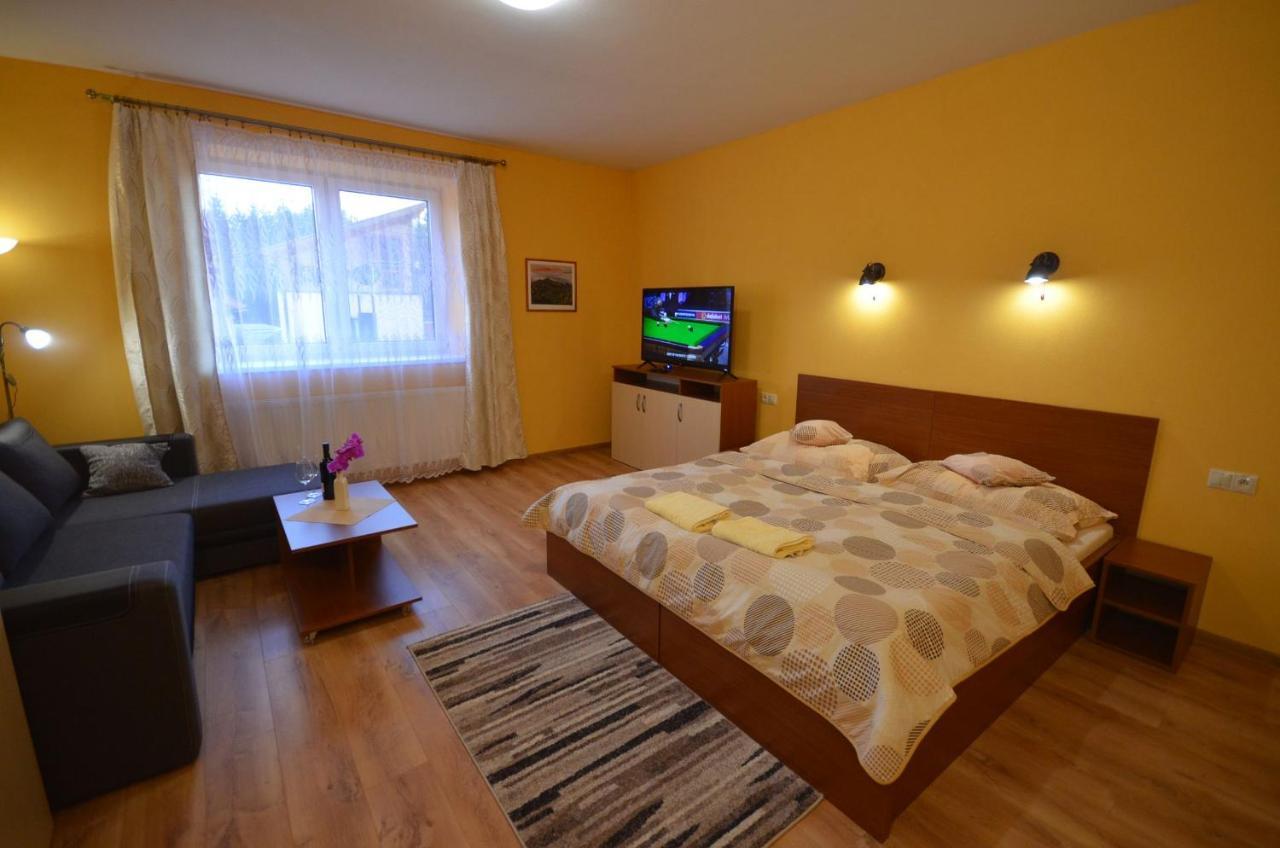 Apartmany Best I. Besenova Ngoại thất bức ảnh
